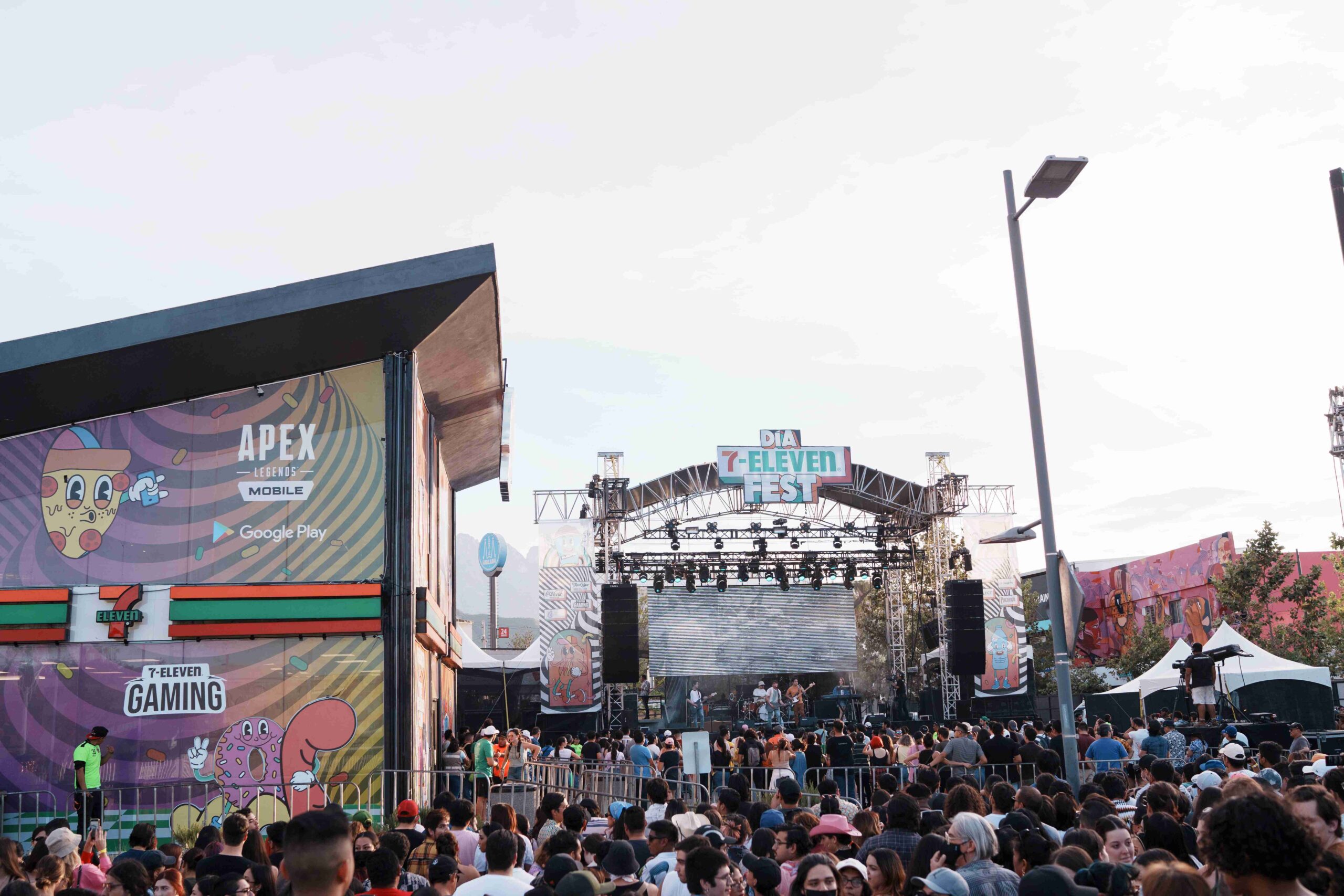 6 mil asistentes en el Día 7-Eleven Fest